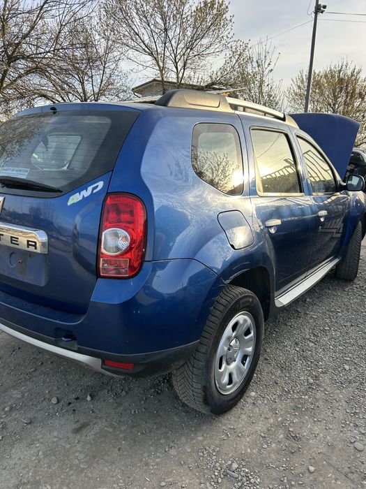 Ornament prag stânga Dacia Duster 2012