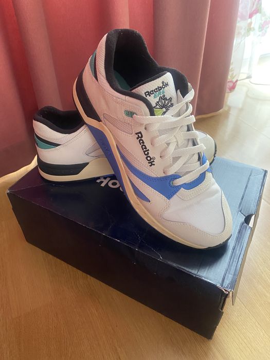 Нови бели мъжки маратонки Reebok