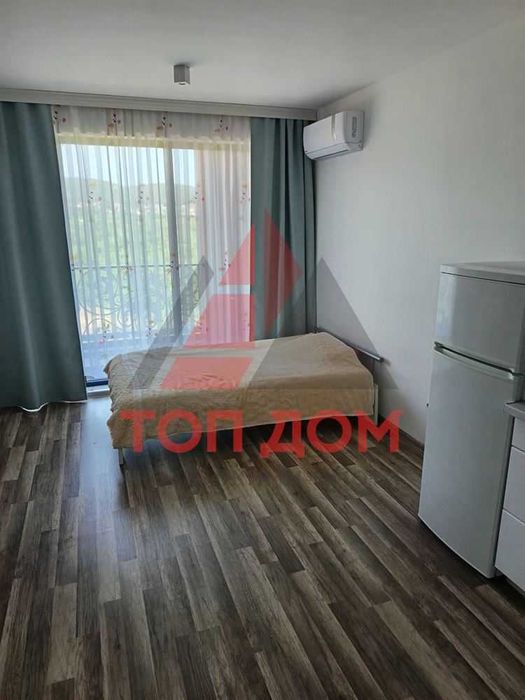 Дава се под наем Едностаен апартамент в к.к. Св.Св. Константин и Елена - 45 кв.м за 331.5 € - Снимка #3