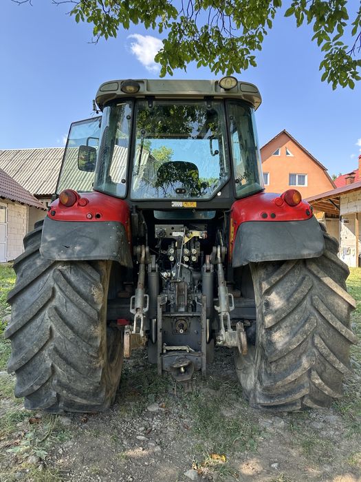 Tractor Massey Ferguson 5465