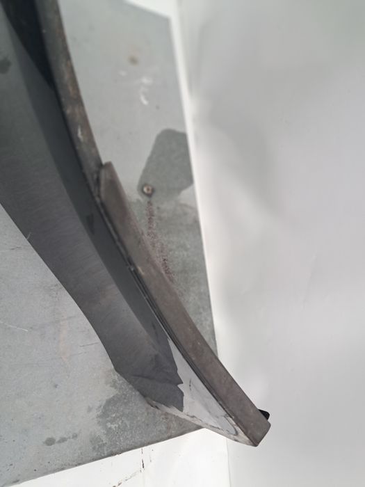 Калник  Audi  A4 B8  2007/2015 г