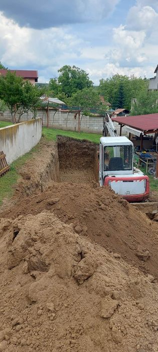 Услуги с мини комбиниран багер jcb 1cx, бобкат, багер, самосвал.