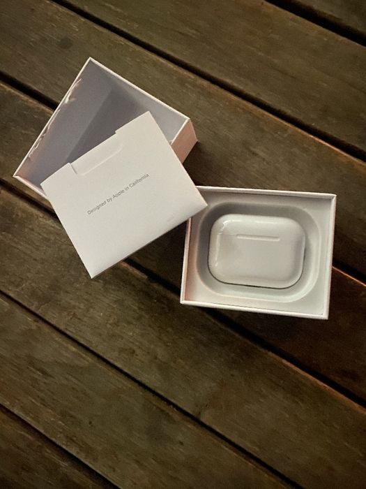 Casti airpods pro 2 toate accesoriile incluse