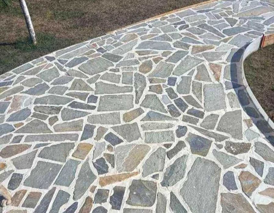 piatra naturala de munte cu montaj profesional