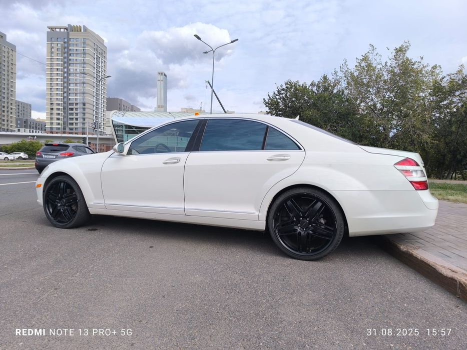 Продам 221 мерседес 2007г.