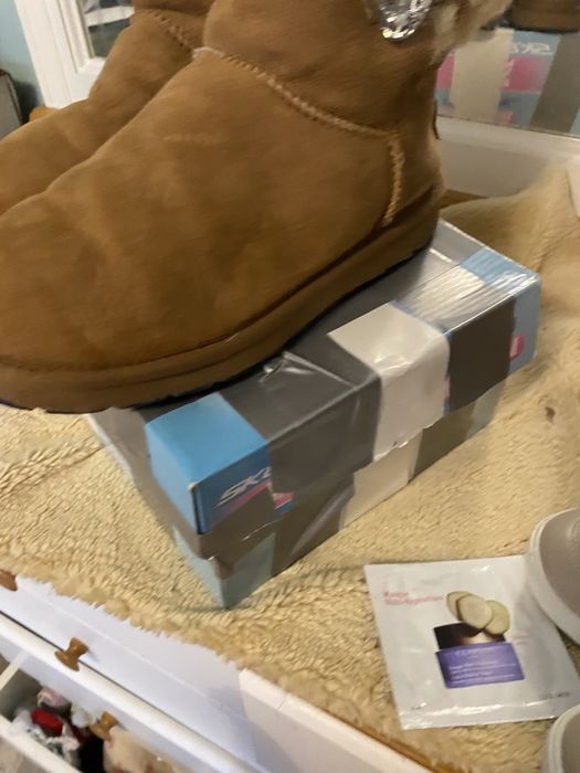 UGG Australia marimea 39 noi
