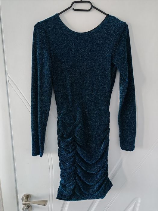 Празнична рокля Bershka S/М размер