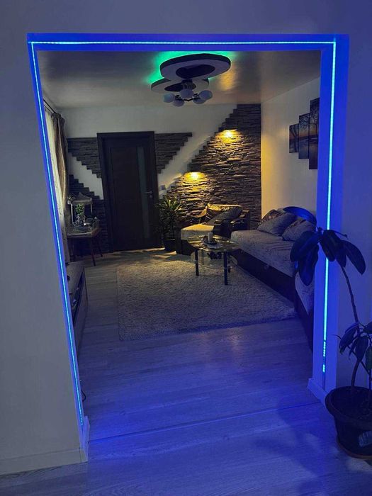 Dau In Chirie apartament cu 3 camere Rogerius Cu Priveliste Catre Cris