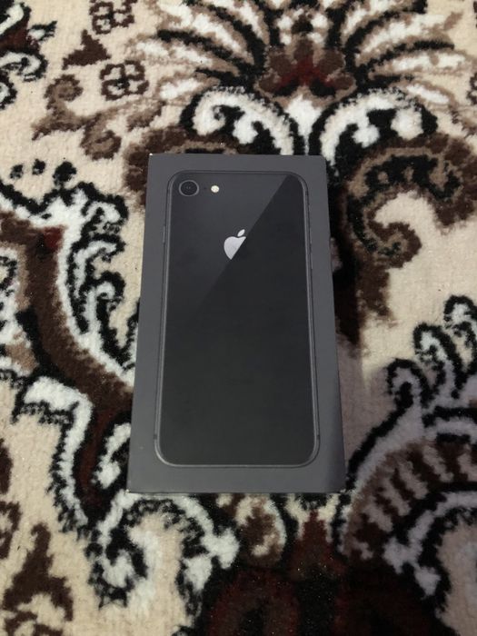 IPHONE 8 aybi yuq ochilmagan
