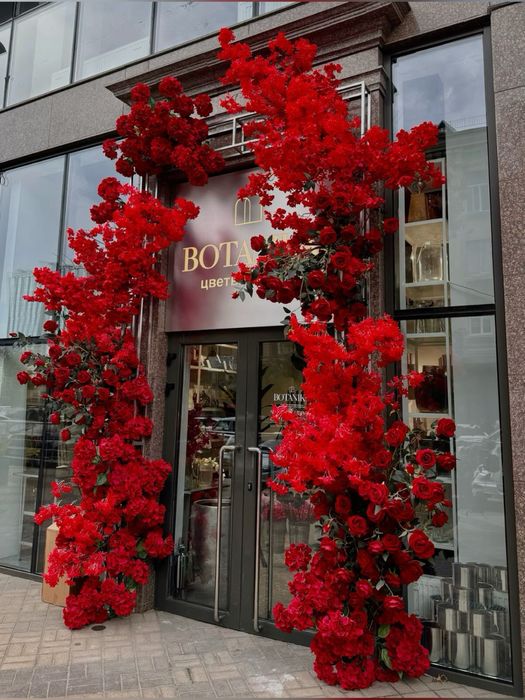 Оформление фасада магазина