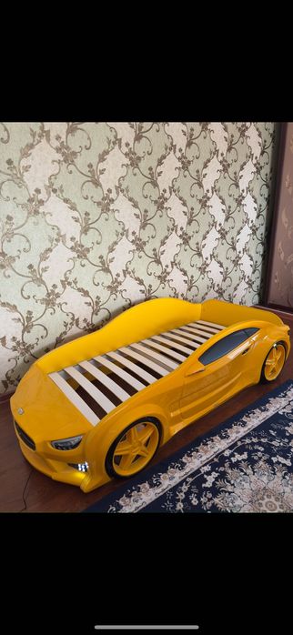 Машинка кровать с ортопедическим матрасом