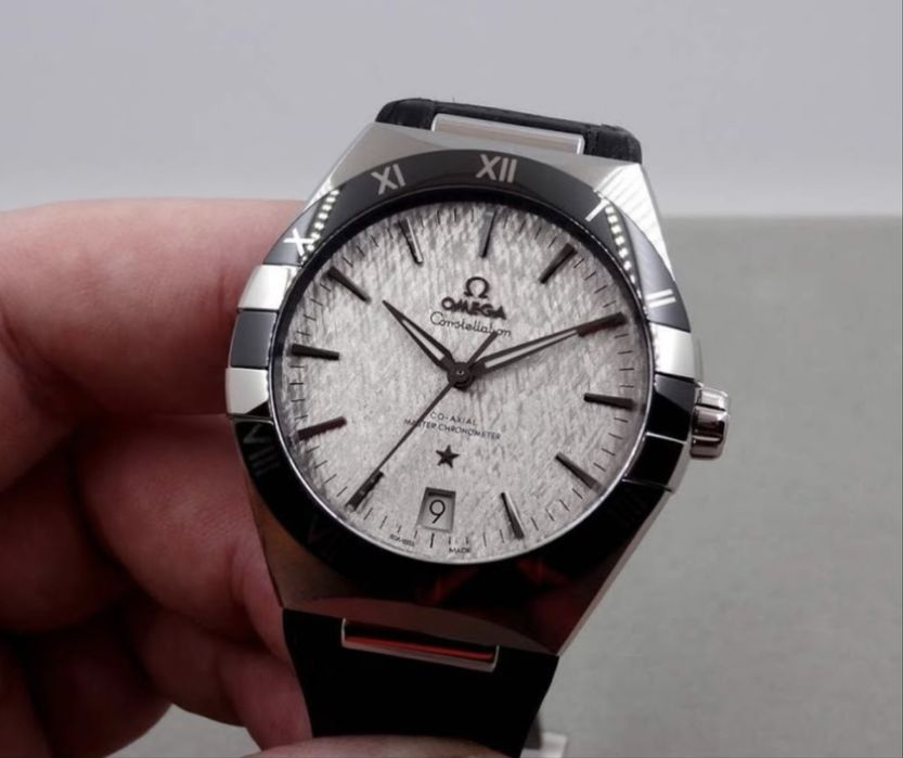 Продaм часы Omega Constellation