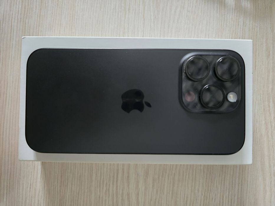 Продам IPhone 15 pro