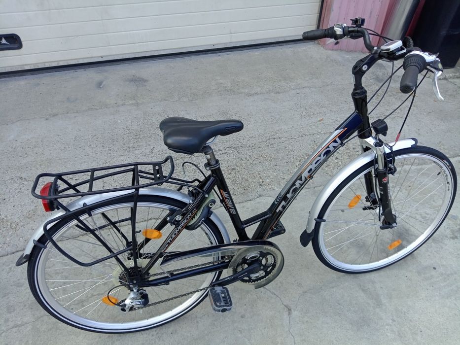 Vând bicicleta Thompson din aluminiu pentru damă