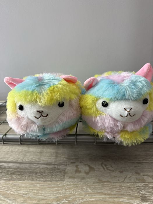 Продам домашние тапочки в виде Ламы