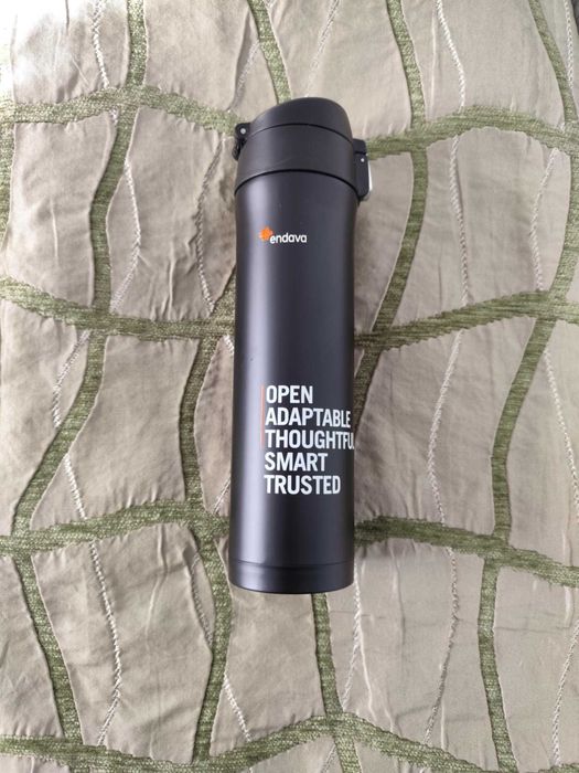 Термоси за напитки и термочаша