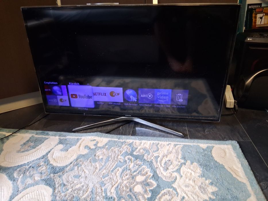 Vand televizor samsung  model ue40H6470ss
