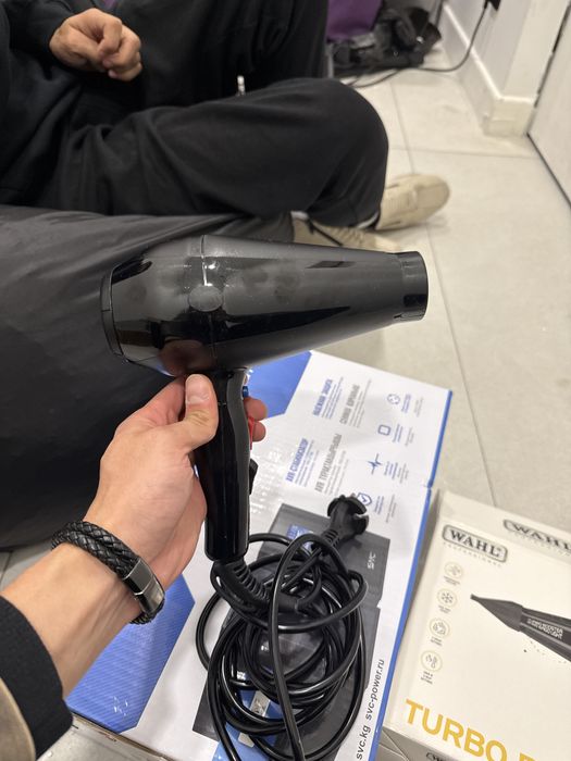 Фен Wahl фен 2400 Вт