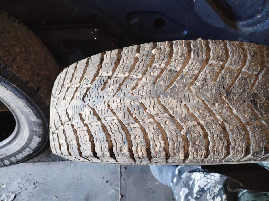 Зимнии шины cordiant 4 шт.