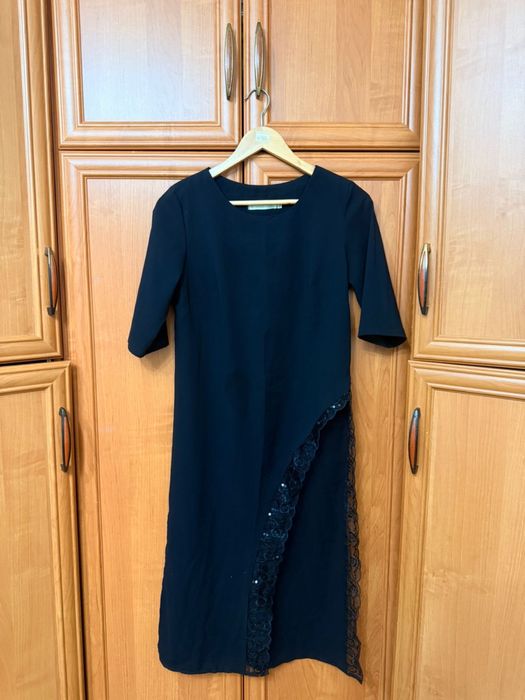 Продам платья 46 размера