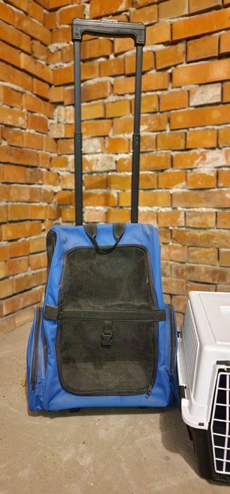 Здрава транспортна клетка + удобна чанта с колелца за куче или котка.