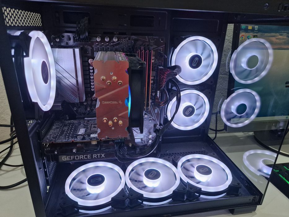 Core i7, 32gb ram, rtx 3050
