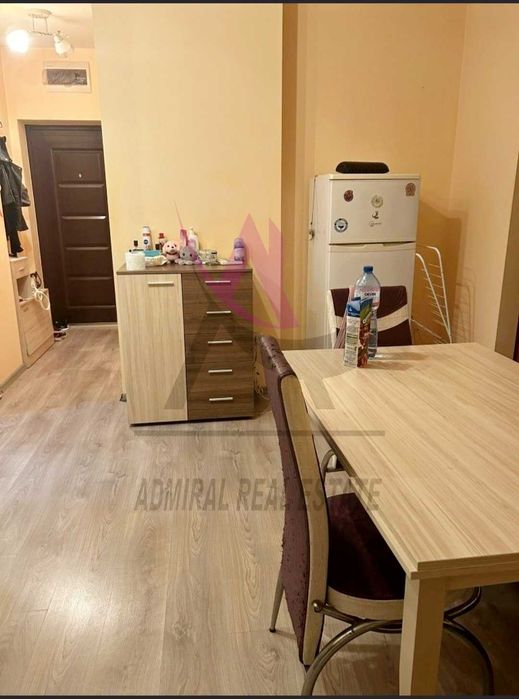 Дава се под наем Тристаен апартамент в Варна, Колхозен пазар - 55 кв.м за 383 € - Снимка #2