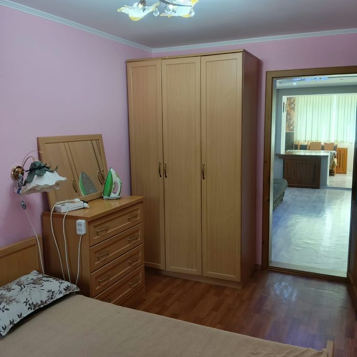 Продаётся 4-х  комнатная квартира