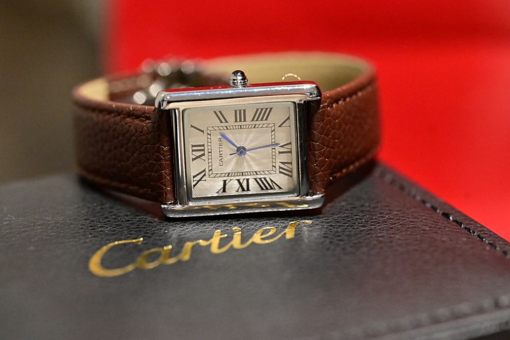 Cartier Tank.   .