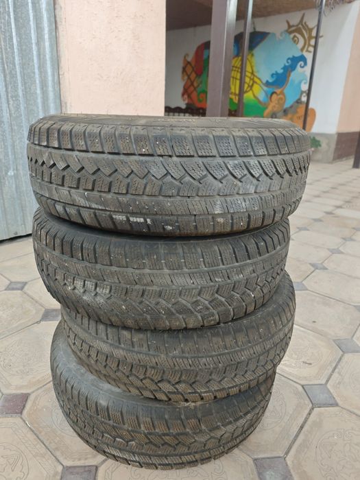 Зимние шины R15 НОВЫЙ