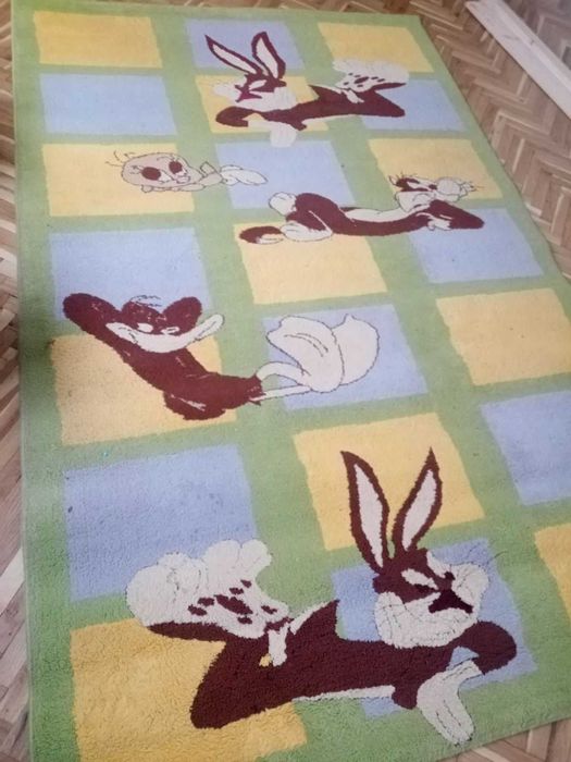 Килим за детска стая Бъгс Бъни и др.