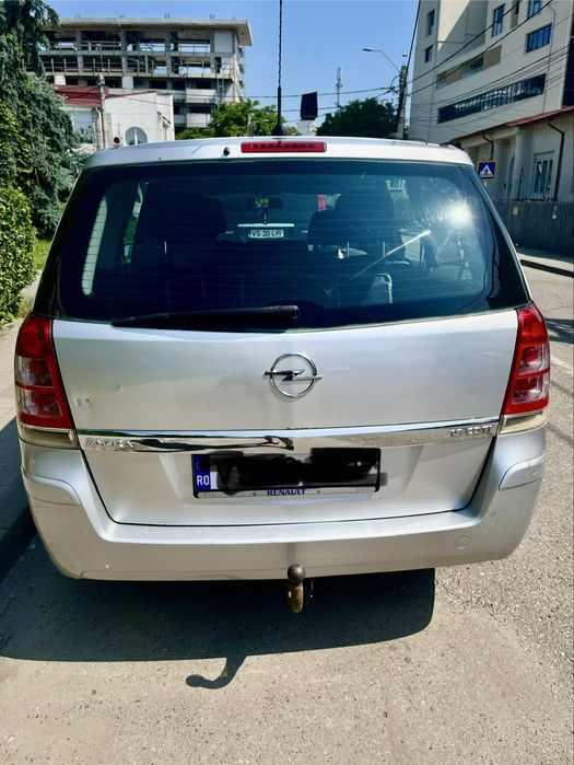 Opel Zafira 1.9 / 120CP