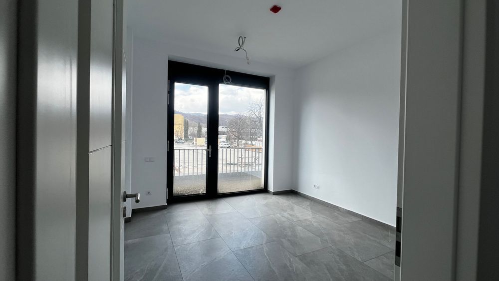 Spațiu comercial 49 mp de închiriat - Brașov, Astra