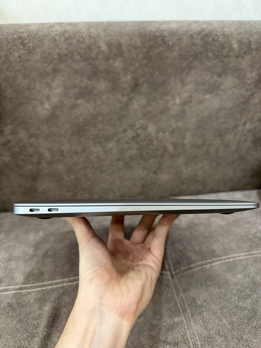 MacBook AIR M1 8/256