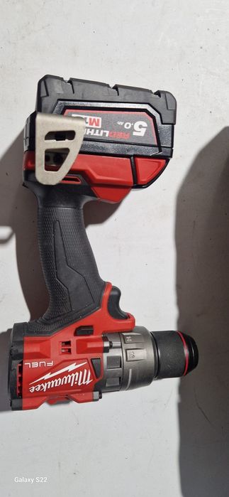 Milwaukee biax ,autofiletanta pe acumulator
