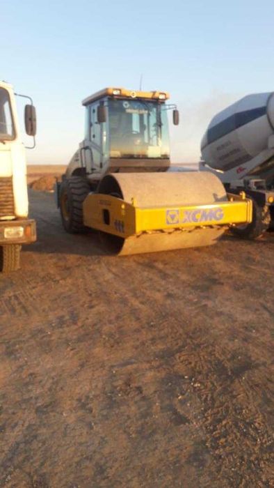 Услуги катка, каток вибрационный в аренду, заказ катка;