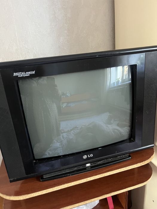 Телевизор сатылады. Бу