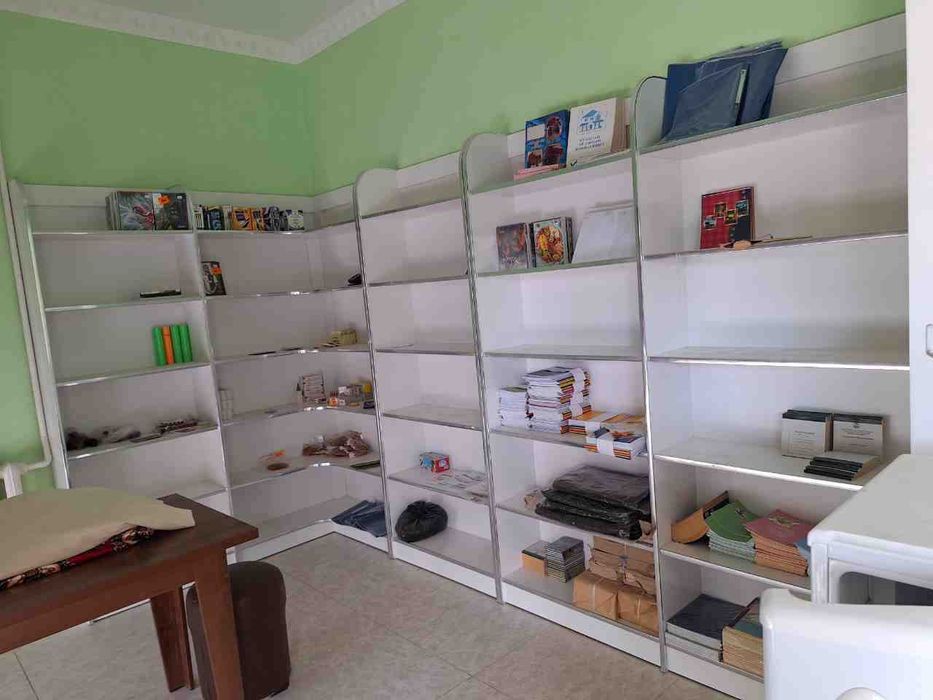 Полки для магазина