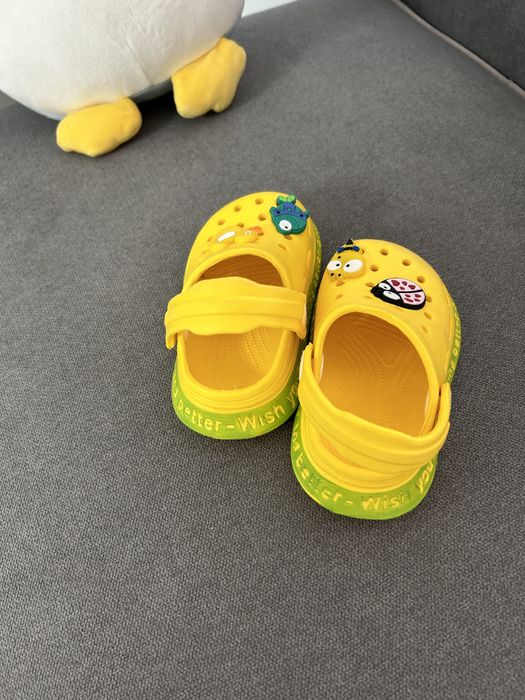 Тапочки пляжные детские