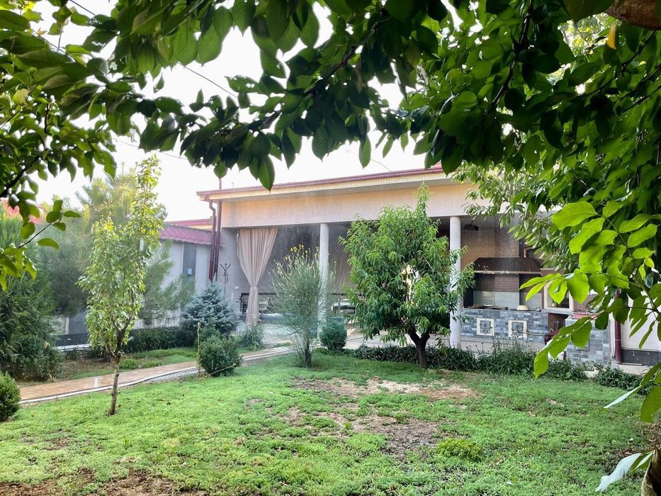 Dachaoq tosh,   Дача октош, ( иссик , теплая)