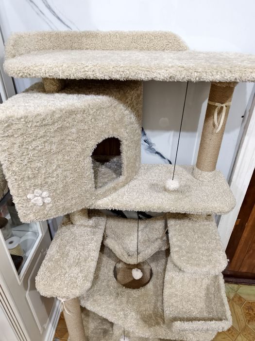 Игровой комплекс кошек. Домик для кошки