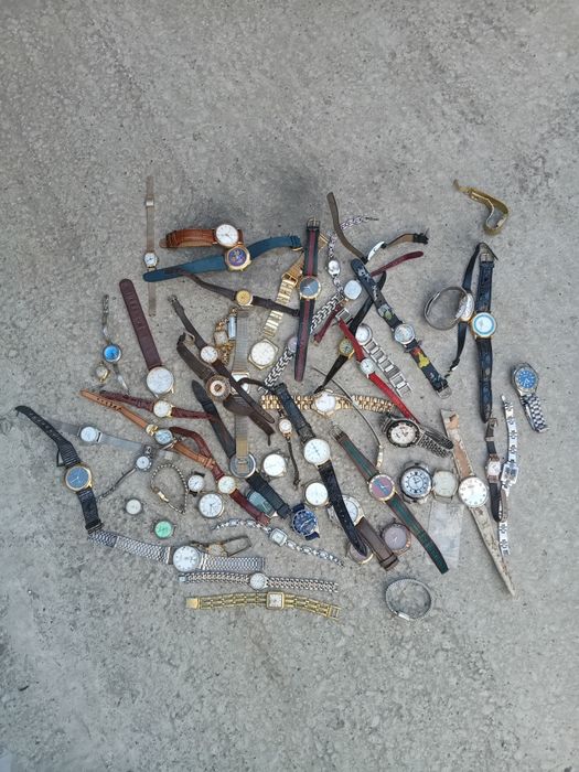 Vand ceasuri mai multe moteluri