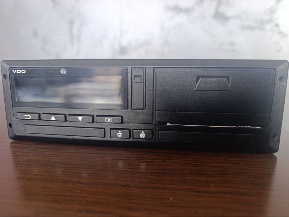 Интелигентен тахограф