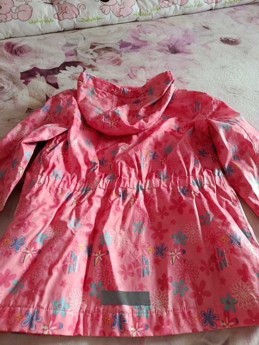 Яке дъждобран за момиченце