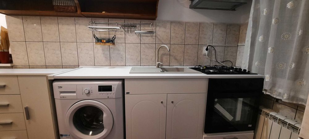 Chirie apartament 3 camere Marchian