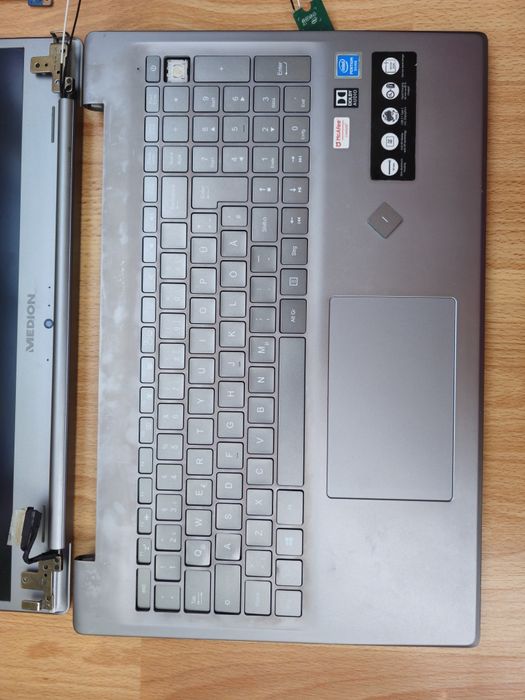 Лаптоп за части Medion E17201