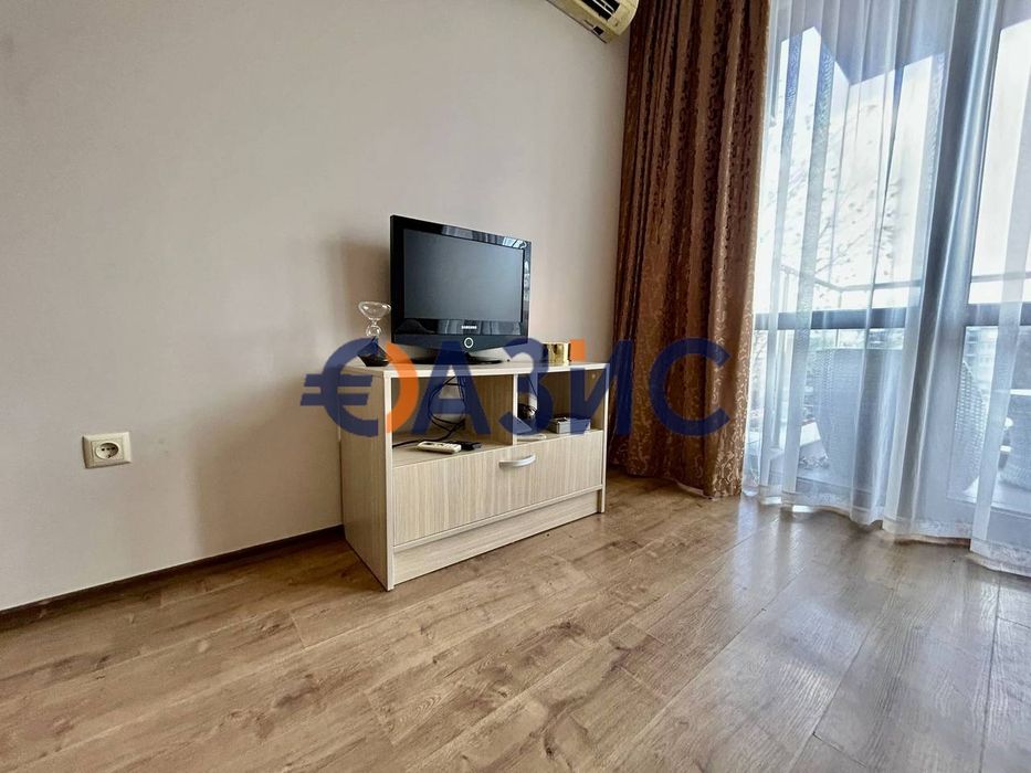 Продава се Двустаен апартамент в к.к. Слънчев бряг - 46 кв.м за 865 €/кв.м - Снимка #5