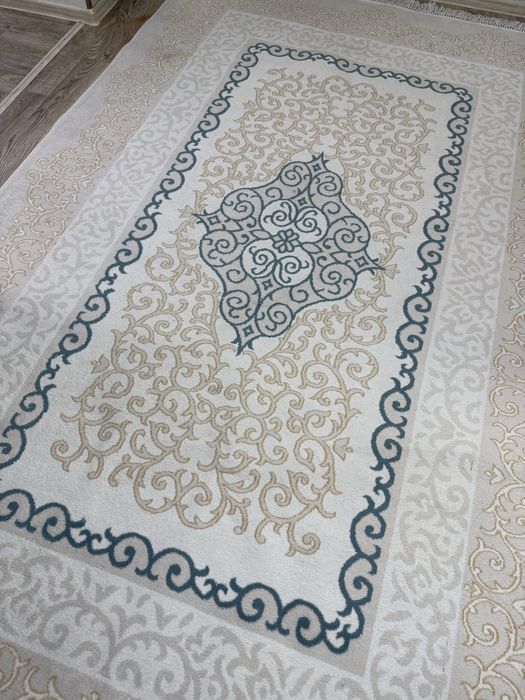 Продам ковры 3*2