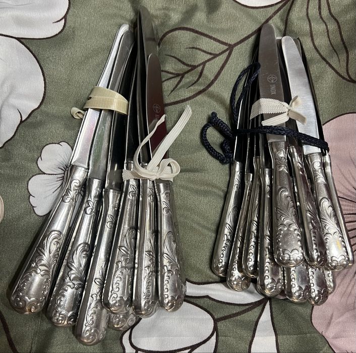 Set de tacamuri de masa complet pentru 12 persoane