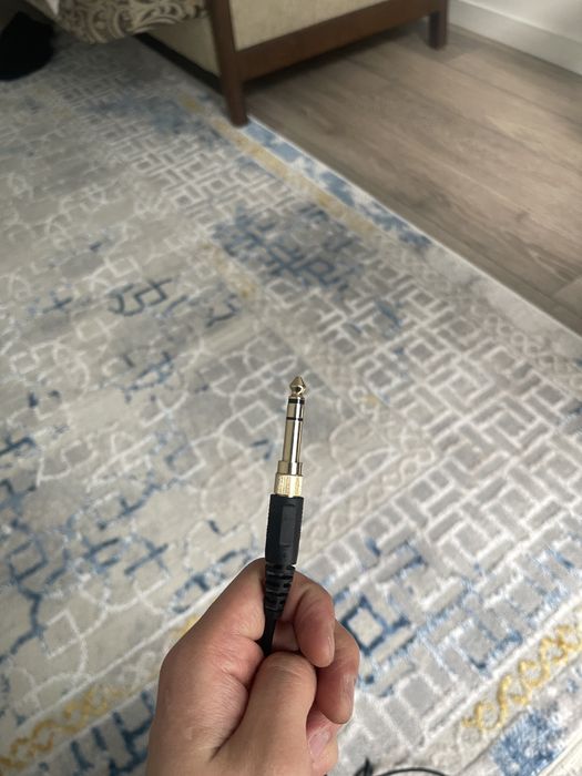 Продам Наушники Beyerdinamic DT 770 Pro (80om)